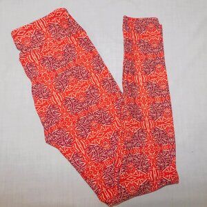 LuLaroe Red Burgundy Hidden bat Womens Leggings OS size 2 -10